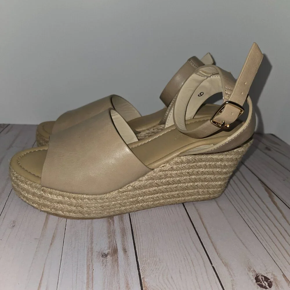 Pierre Dumas Tan Espadrille Wedge Sandals Ankle Strap Women’s Size 9